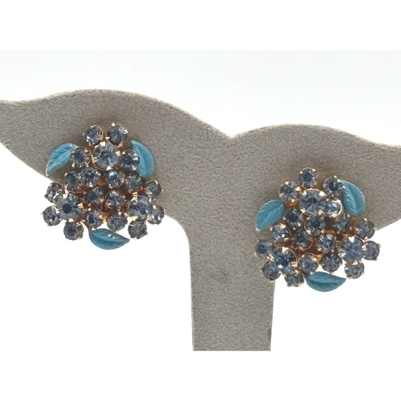 Vintage 1940's WEISS NY Blue Rhinestone Floral Brooch & Clip On Earrings Set - Picture 9 of 12